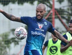Liga 1 Bergulir Kembali: Simak Jadwal dan Lokasi Pertandingan Persib Bandung