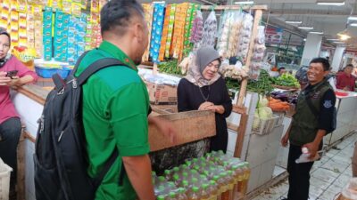 Diskumindag Kota Sukabumi Pastikan Stok Minyak Goreng di Pasar Tersedia Hingga Ramadan