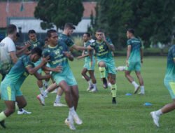 Luis Milla Boyong 21 Pemain Kontra Bhayangkara FC, Ditinggal 3 Pemain Bergabung ke Timnas!