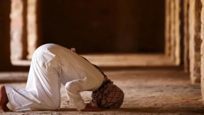 Jum’at Berkah, Kaum Pria Wajib Baca ! Berikut 4 Amalan Sunnah Sebelum Melaksanakan Shalat Jum’at
