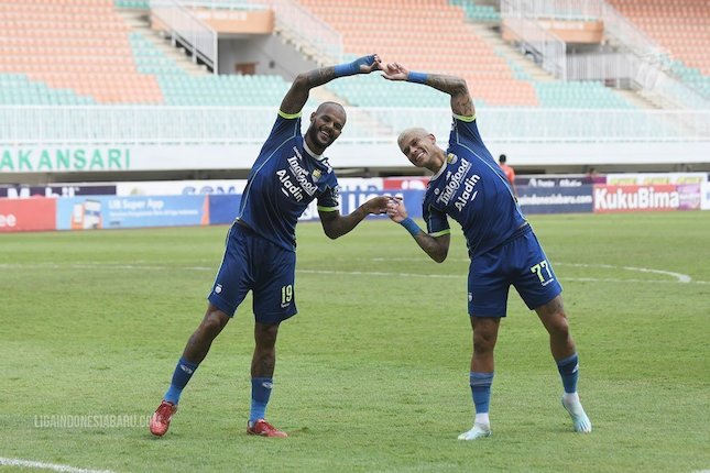 Duet lini depan Persib Bandung David Da Silva dan Ciro Alves menjadi salah satu duet tersubur di pentas Kompetisi BRI Liga 1 2022/2023.