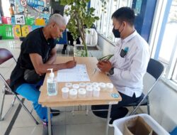 Bareng Operasi Lilin Lodaya 2023, BNNK Sukabumi Lakukan Tes Urine Awak dan Sopir Bus