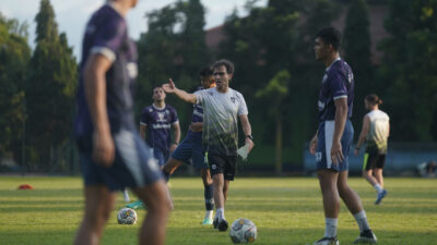 Pelatih Persib Bandung Luis Milla. Foto: dok Persib