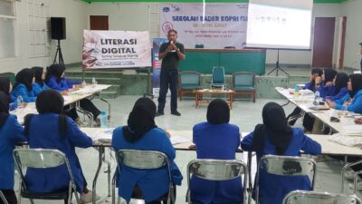 Di Sekolah Kader KOPRI se Jawa Barat Halonesia Digital Network Beri Pemahaman Literasi Digital