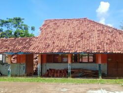 Potret Hardiknas di Kabupaten Sukabumi, Sekolah Ambruk Masih Belum Tersentuh Perbaikan
