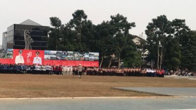 Proses Gelar Senja di rangkaian upacara penurunan Bendera Merah Putih, yang dilaksanakan di Lapang Merdeka (Lapdek) Kota Sukabumi, Kamis 17 Agustus 2023. Foto: Nuria Ariawan/HALOSMI.