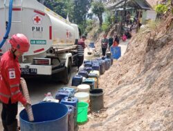 23 Kecamatan di Kabupaten Sukabumi Krisis Air Bersih!