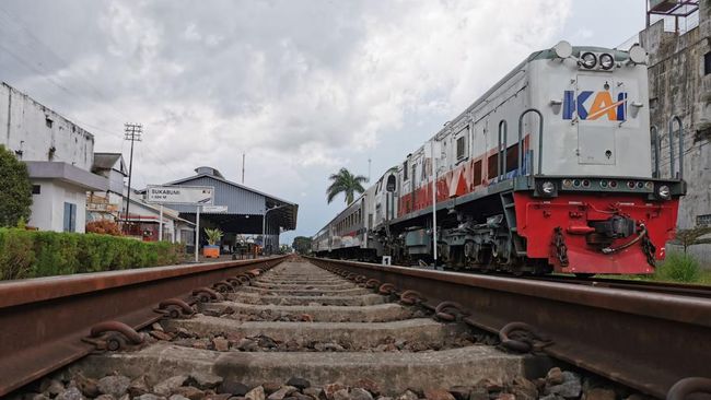 Stasiun Kereta Api (KA) Kota Sukabumi. Foto: dok. HALOSMI.