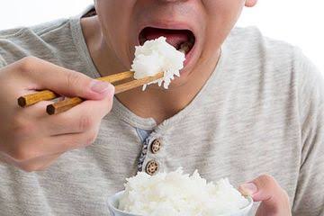 Ilustrasi makan nasi. Foto: dok sajian sedap.