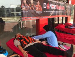 Peringati Hari Sumpah Pemuda dan HUT ke-64, MPC Pemuda Pancasila Bareng PMI Gelar Donor Darah