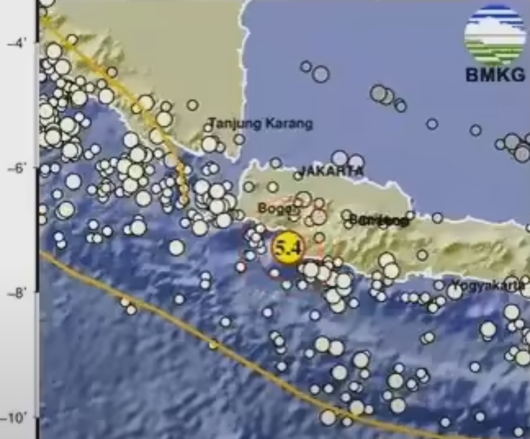 Tangkapan Layar Titik Gempa Bumi M 5.1 (Sumber : BMKG) 