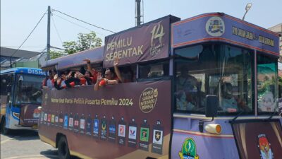 Suasana Kirab Pemilu 2024 di Balaikota Sukabumi Disambut oleh Ratusan PPK dan PPS Se-Kota Sukabumi, Senin, 30 Oktober 2023 (Sumber : HALOSMI.COM)