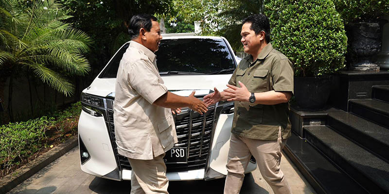 Menteri BUMN Erick Thohir saat bertemu dengan Calon Presiden (Capres) Prabowo Subianto, di kediaman Erick, di kawasan Menteng, Jakarta Pusat, pada Selasa kemarin 31 Oktober 2023. Foto: Istimewa.