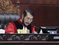 Perkara Dugaan Pelanggaran Kode Etik, MKMK Diminta Pecat Ketua MK Anwar Usman