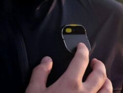 Segera Hadir! AI Pin Wearable Calon Pengganti Smartphone