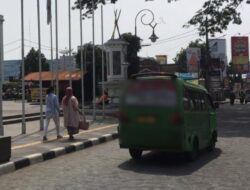 Marak APK Peserta Pemilu Dipasang di Angkot, Kadishub Imran Beberkan Hal Ini