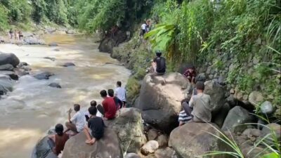 IRT Hilang Terseret Arus Sungai Cicatih, Korban dan Suami Sempat Terlibat Cekcok Sebelum Kejadian