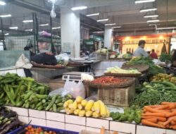Sejumlah Bapokting di Pasar Kota Sukabumi Alami Penurunan Harga