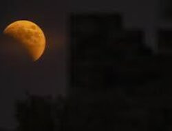 Apa itu Gerhana Bulan Penumbra, Bagaimana Dampak dan Proses Terjadinya?