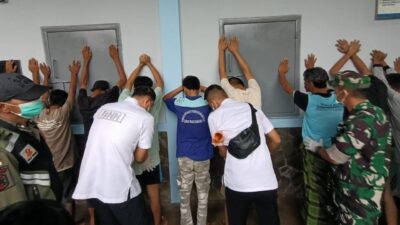 Petugas Gabungan Gelar Razia Blok Hunian di Lapas Warungkiara Sukabumi, Ini Hasilnya!