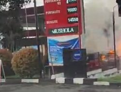 Korsleting Listrik, Angkot Jurusan Pabuaran-Pasundan Terbakar di SPBU