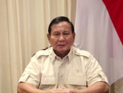 Menjaga Kondusifitas Bangsa: Prabowo Imbau Tak Lakukan Aksi Damai di MK