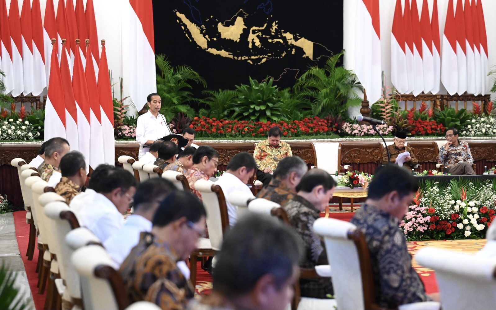 Ilustrasi. Presiden Jokowi saat memimpin sidang kabinet. Foto: Istimewa.