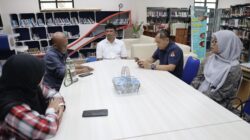 KPU Kota Sukabumi melakukan kunjungan ke kantor Dispusipda, pada Selasa, 9 Juli 2024. Foto: Humas KPU Kota Sukabumi.